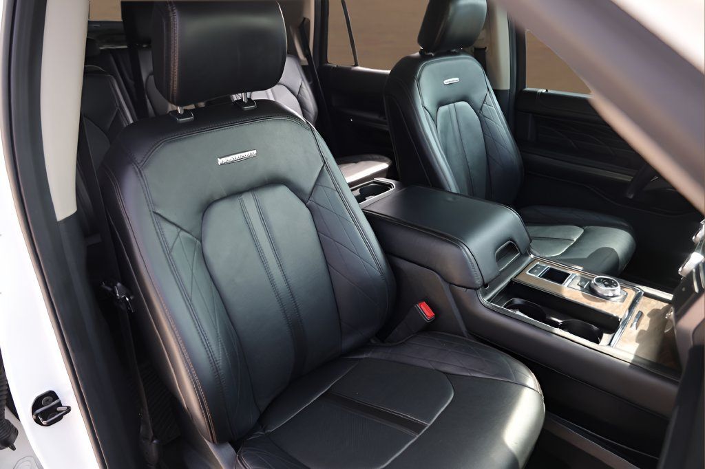 Used 2021 Ford Expedition Platinum RWD image 32
