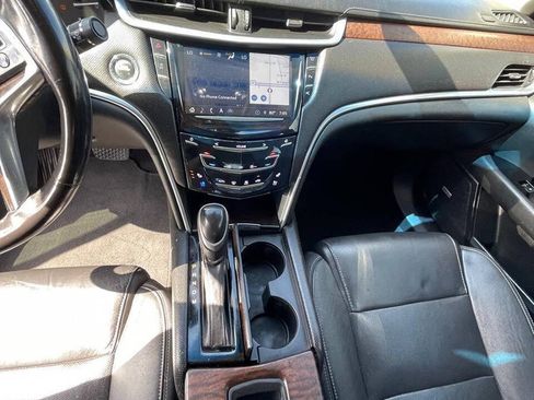 Used 2018 Cadillac XTS Luxury FWD image 9