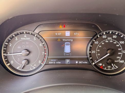 Used 2024 Nissan Armada Platinum w/ Captain's Chairs Package image 43