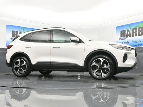 New 2025 Ford Escape ST-Line Select w/ Tech Pack #1 image 23