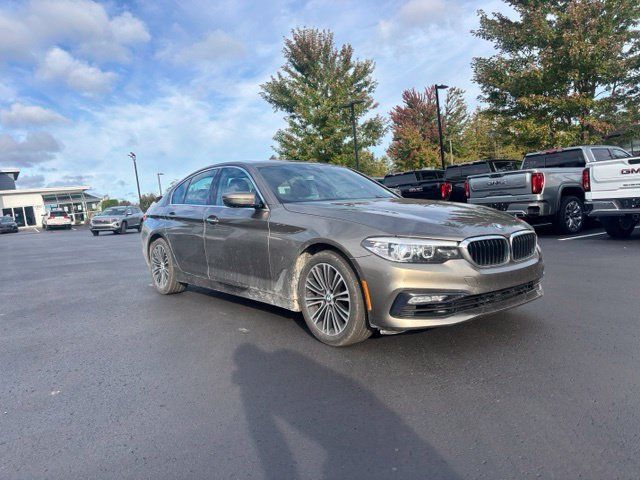 Used 2018 BMW 540i xDrive AWD/4WD image 4