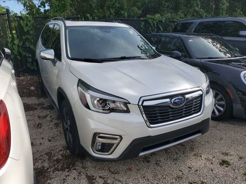 Used 2020 Subaru Forester Touring AWD/4WD image 3