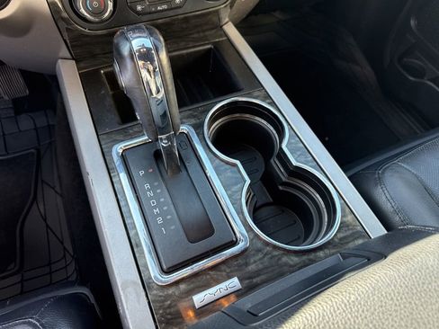 Used 2017 Ford Expedition EL Limited w/ Equipment Group 301A image 24