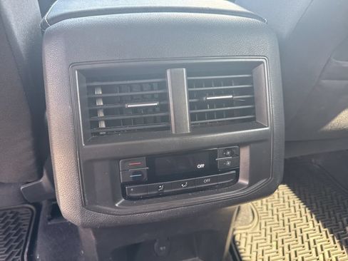 Used 2021 Volkswagen Atlas S FWD image 27