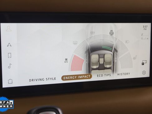 Used 2024 Land Rover Defender 110 X-Dynamic SE image 32