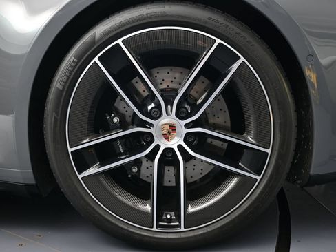 Certified 2026 Porsche 911 Carrera GTS RWD image 41