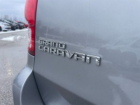 Used 2016 Dodge Grand Caravan SE w/ Quick Order Package 29E SE image 50