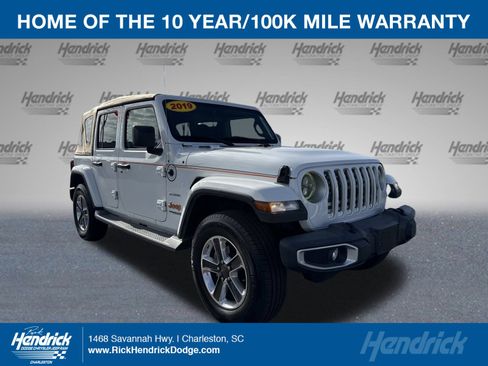 Used 2019 Jeep Wrangler Unlimited Sahara image 1