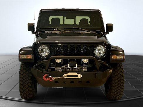 Used 2022 Jeep Gladiator Willys image 3