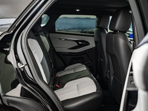 Used 2023 Land Rover Range Rover Evoque R-Dynamic S image 42