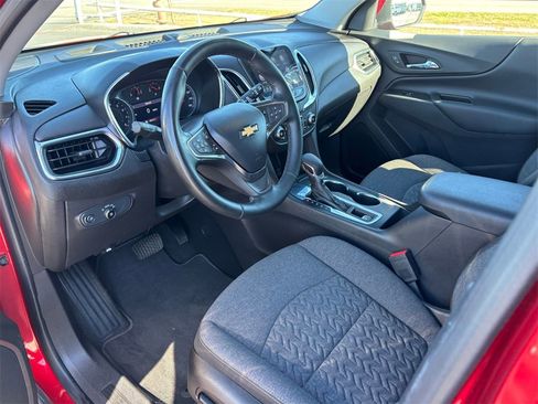 Used 2023 Chevrolet Equinox LT image 8