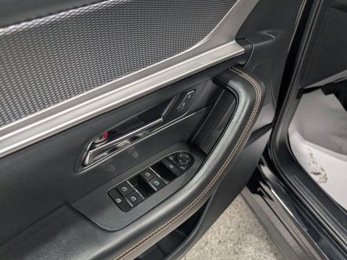 Certified 2025 MAZDA CX-90 3.3 Turbo S w/ Premium Package image 13