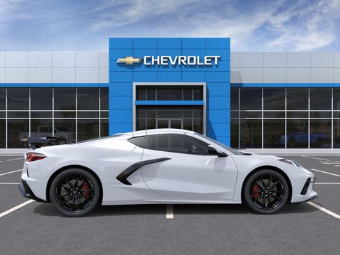 New 2027 Chevrolet Corvette Stingray Coupe w/ Z51 Performance Package RWD image 5