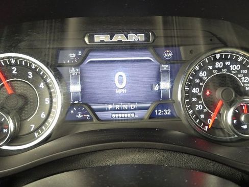 Used 2024 RAM 2500 Big Horn w/ Safety Group image 17