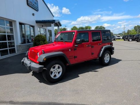 Used 2016 Jeep Wrangler Unlimited Sport w/ Quick Order Package 24S AWD/4WD image 3