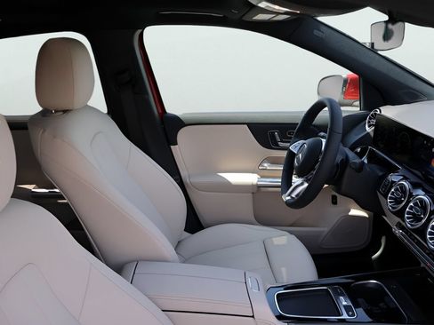 New 2026 Mercedes-Benz GLA 250 4MATIC image 8