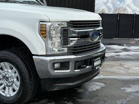 Used 2019 Ford F350 XLT w/ XLT Value Package image 3