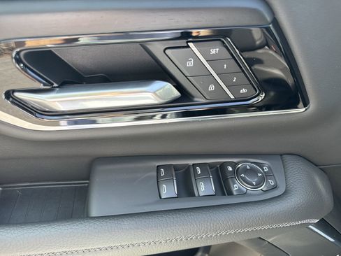 New 2026 GMC Yukon XL Denali w/ Sun & Power Step Package image 15