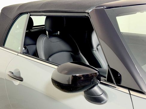 Used 2023 MINI Cooper S image 29