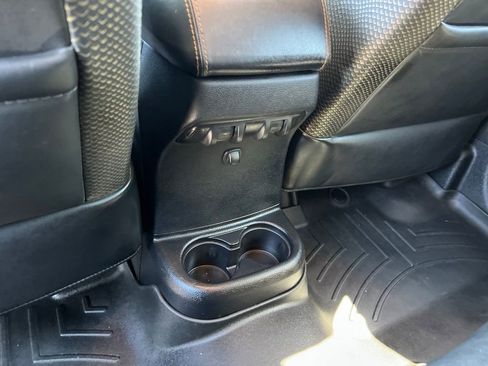 Used 2014 Jeep Wrangler Unlimited Sahara AWD/4WD image 20