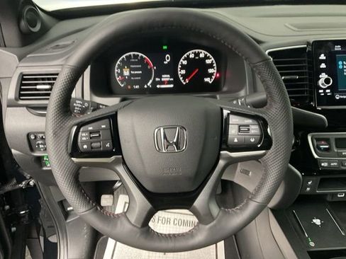 New 2026 Honda Ridgeline Black Edition image 14