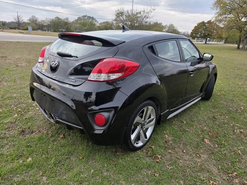 Used 2015 Hyundai Veloster Turbo R-Spec FWD image 3