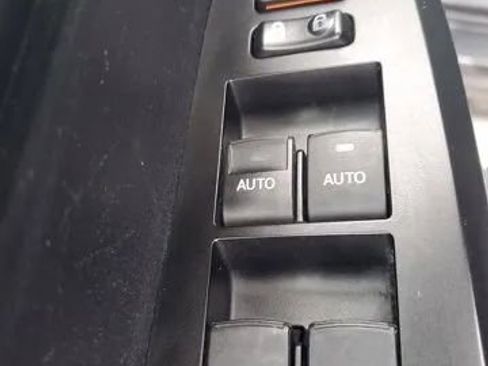 Used 2017 Toyota Tundra Limited image 22