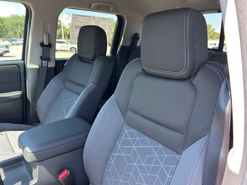 New 2026 Nissan Frontier SV w/ SV Convenience Package RWD image 21