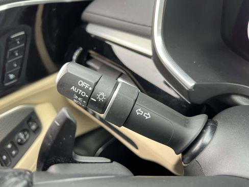 Used 2023 Acura MDX SH-AWD image 31