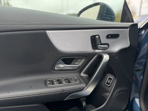 Used 2020 Mercedes-Benz CLA 250 image 12