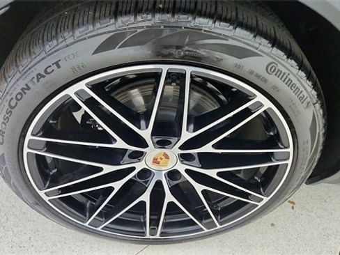 Used 2025 Porsche Macan 4S Electric image 56