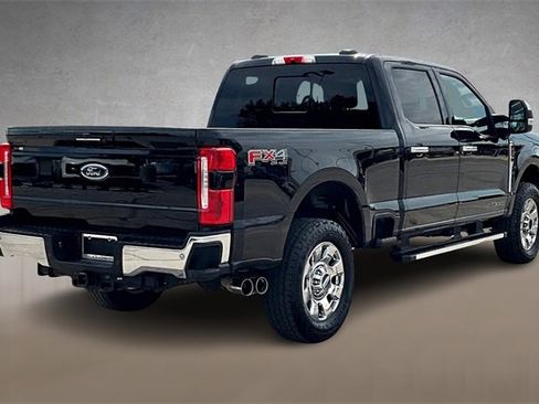 Certified 2024 Ford F250 Lariat w/ Chrome Package image 2