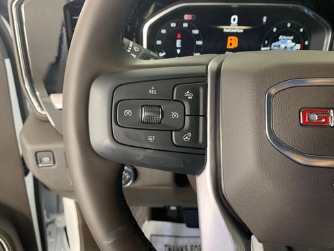 New 2026 GMC Sierra 2500 SLT w/ SLT Premium Package image 17