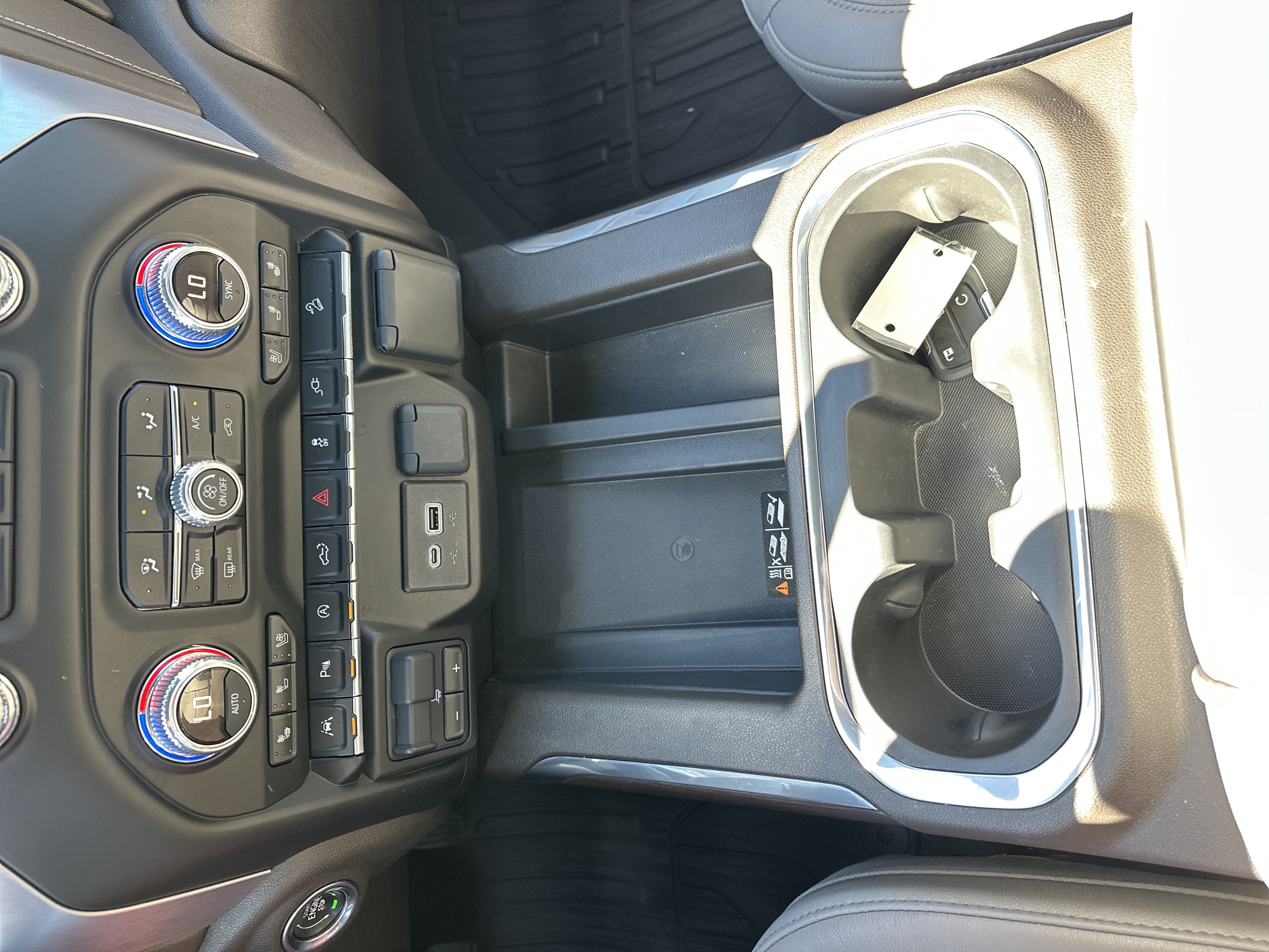 Used 2019 GMC Sierra 1500 SLT w/ SLT Premium Plus Package AWD/4WD image 23