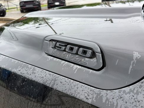 Used 2020 RAM 1500 Big Horn AWD/4WD image 10