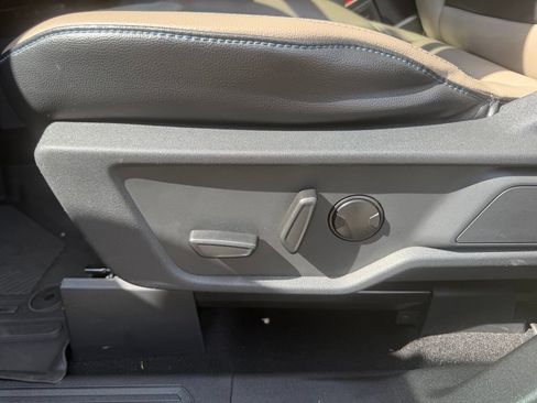 Used 2024 Ford Bronco Wildtrak AWD/4WD image 17