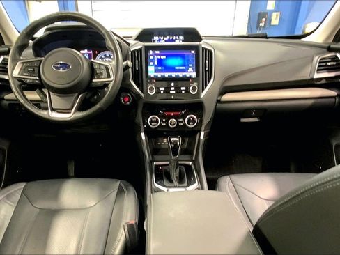 Used 2022 Subaru Forester Limited image 16