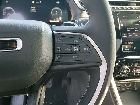 New 2025 Jeep Grand Cherokee Laredo X w/ Luxury Tech Group I image 26