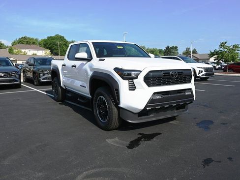 New 2026 Toyota Tacoma TRD Off-Road image 10