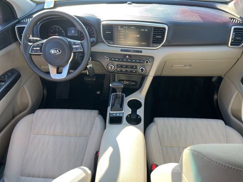 Certified 2022 Kia Sportage LX image 18