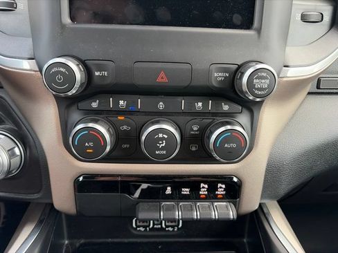 Used 2020 RAM 1500 Laramie AWD/4WD image 8