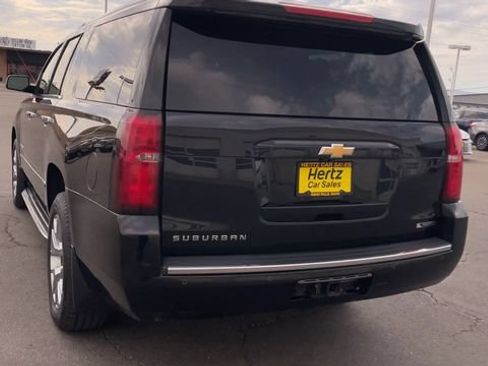 Used 2017 Chevrolet Suburban Premier AWD/4WD image 8