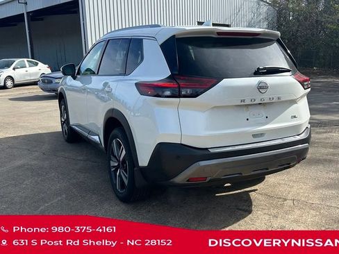 Certified 2023 Nissan Rogue SL FWD image 2