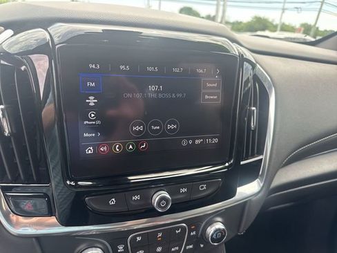 Certified 2023 Chevrolet Traverse LT w/ LT Premium Package AWD/4WD image 13