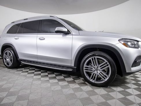 Used 2020 Mercedes-Benz GLS 450 4MATIC image 2