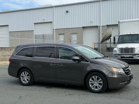 Used 2016 Honda Odyssey EX-L image 6