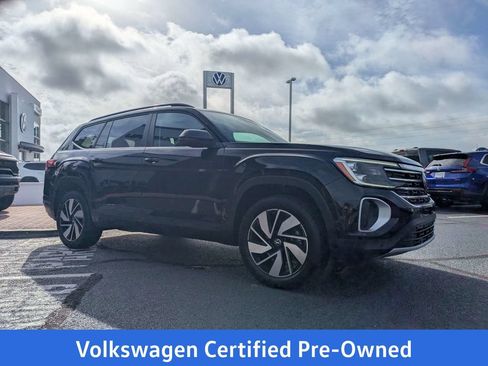 Certified 2024 Volkswagen Atlas SE FWD image 3