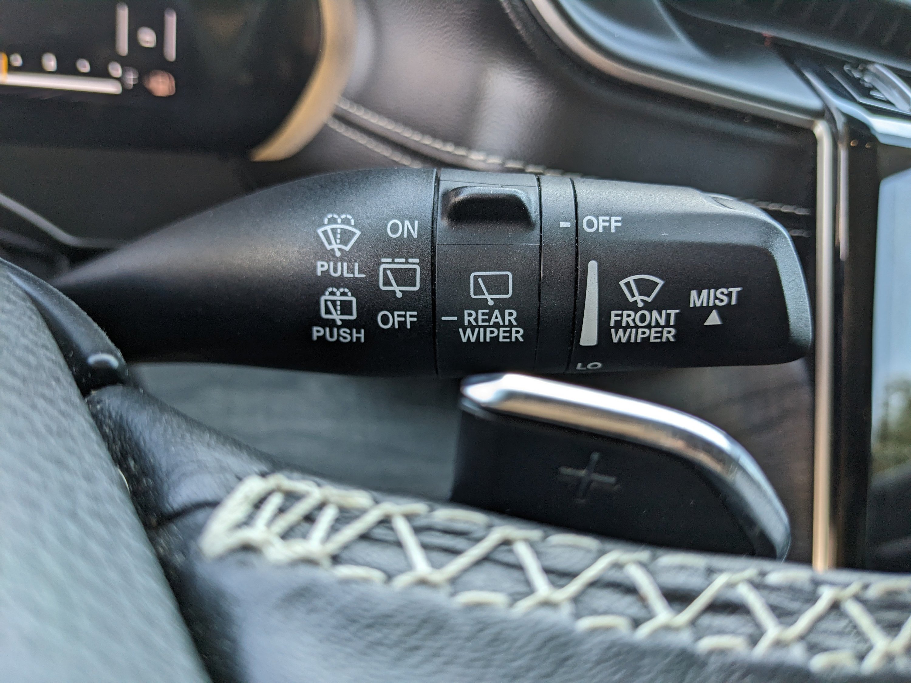 Used 2021 Jeep Grand Cherokee L Limited AWD/4WD image 29