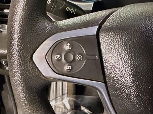 Used 2021 Chevrolet Traverse LS FWD image 14