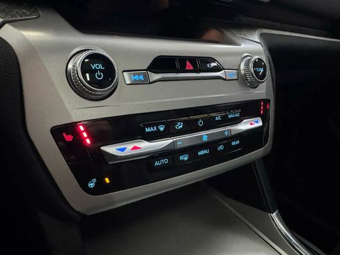 Used 2022 Ford Explorer Timberline image 32